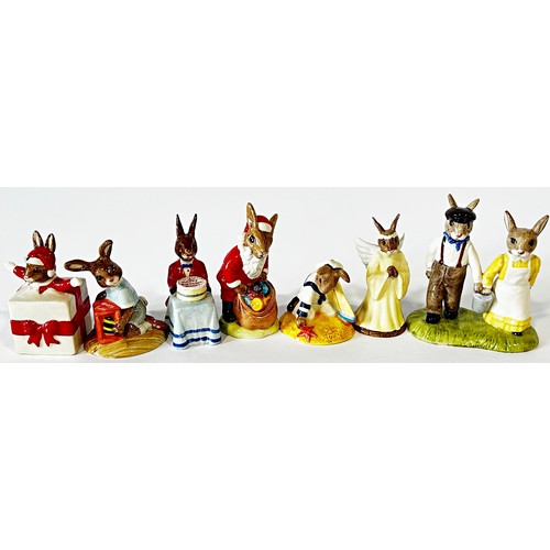 43 - A collection of Royal Doulton Bunnykins sports and storybook characters (20)