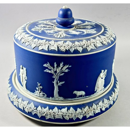 63 - A Wedgwood stilton cheese dome and cover with classical repeating detail