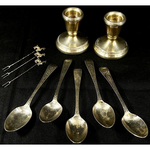 203 - Five George III silver teaspoons London, 1788, maker Thomas Wallis II, with a pair of small silver c... 