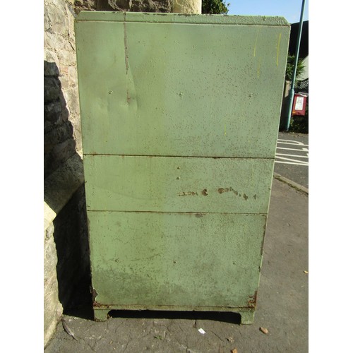 1069 - A vintage painted metal kitchen cabinet enclosed by an arrangement of cupboards and drawers (af) 142... 