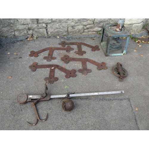 1090 - Four antique Gothic architectural brackets, a weathered copper heater and steel yard arm, etc