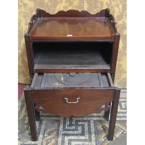 1205 - A Georgian mahogany tray top commode raised on square cut and moulded supports 82 cm high x 61 cm wi... 