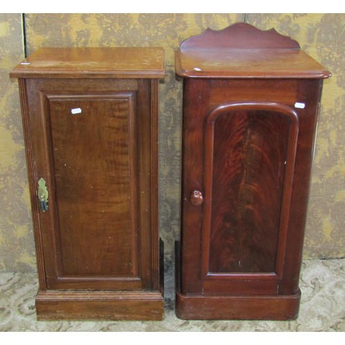 1214 - A Victorian mahogany bedside cupboard enclosed by a moulded arched panelled door, 87cm  (full height... 