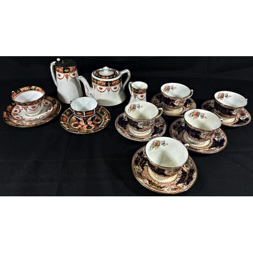 105 - An assorted part white porcelain tea set with gilt Greek key borders, together with Royal Albert and... 