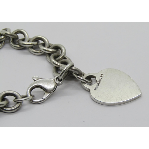 264 - Tiffany & Co. silver chain bracelet with heart tag, 37.5g