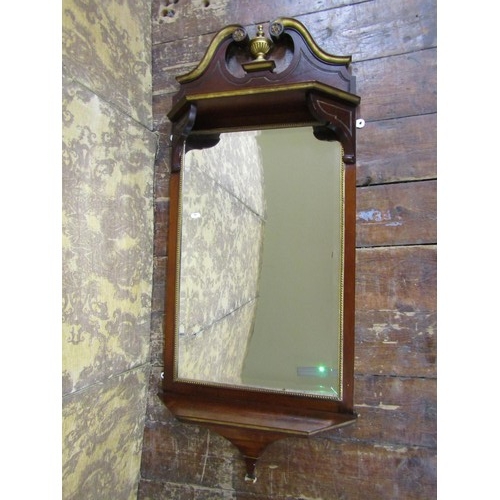 1377 - A 19th century mahogany and gilt wall mirror with swan neck pediment, bevelled edge mirror plate, 13... 