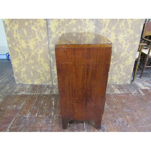 1379 - A small Victorian mahogany bow fronted chest of drawers with bracket feet, 91cm high x 88cm x 46cm