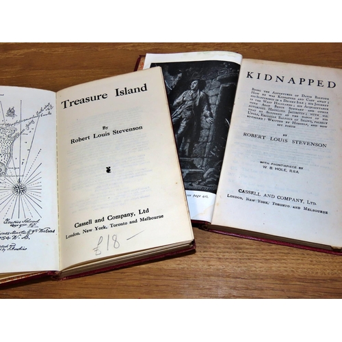 583 - A library of late 19th and early 20th century works by R L Stevenson and Rudyard Kipling (30+) inclu... 