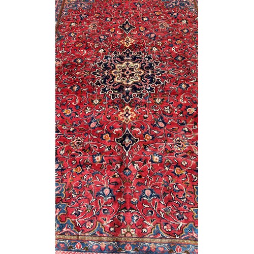 1626 - North West Persian Sarouk Mahal carpet, with a central floral medallion and an all over floral desig... 