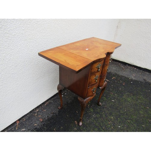 1512 - A Queen Ann style figured walnut side table of three graduated drawers with drop leaf top, 47cm wide... 