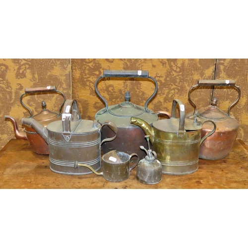 1089 - 3 copper kettles, 2 hot water cans, etc