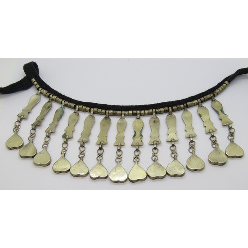 280B - Collection of jewellery to include a carved lapis lazuli bead necklace with 9ct clasp, an Afghan fis... 