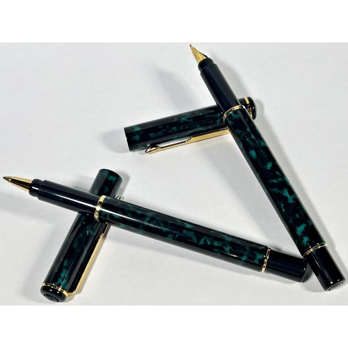 297 - A cased modern Parker fountain and ballpoint writing pen set.