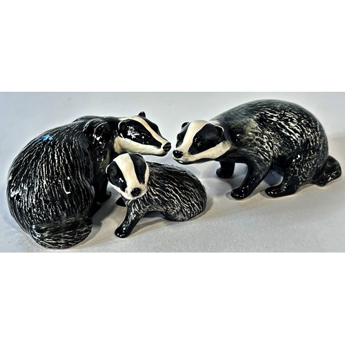 10 - A collection of Beswick Badgers (3) and Skunks (3) (6 total)