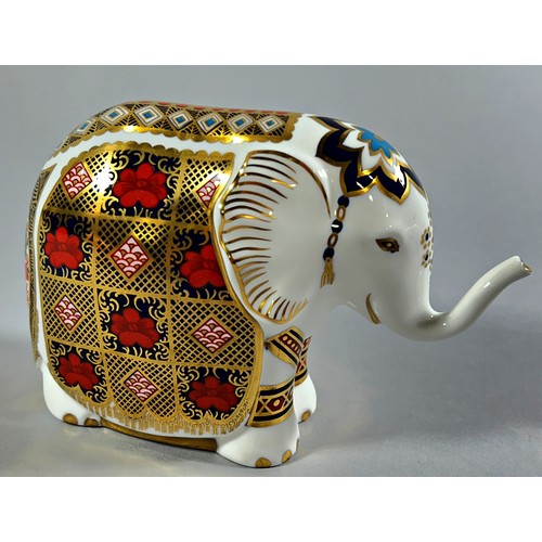 58 - A Royal Crown Derby Imari Elephant with gold stopper and a Monkey with baby with silver stopper