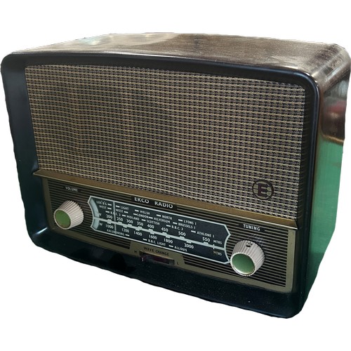 631 - A Vintage Bakelite Phillips Radio, together with a Bakelite Ecco Rodio, and a walnut cased Cossor ra... 