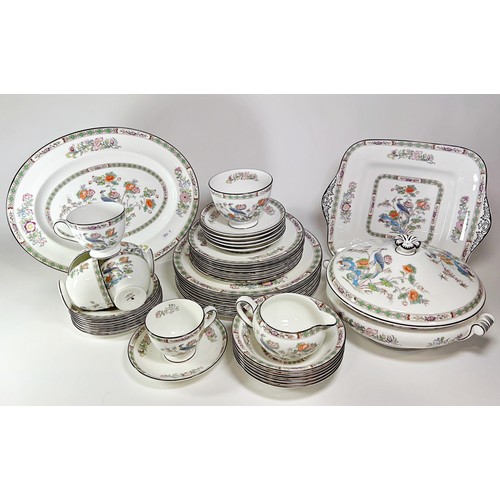 39 - A collection of Wedgwood Kutani Crane ceramics to include tureens, graduated plates, cups and saucer... 