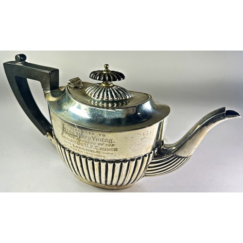 227 - An early 20th century Georgian style silver teapot with an engraved dedication, Sheffield, 1904, mak... 