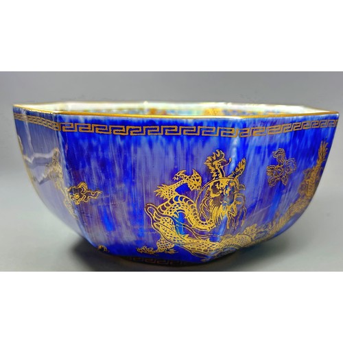 141 - Wedgwood lustre octagonal bowl - The exterior with mottled blue glaze overlaid with gilt dragon and ... 