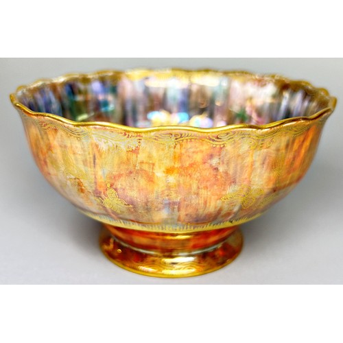 152 - Wedgwood lustre - circular bowl with fluted edge, the exterior with marbled toffee colour overlaid w... 