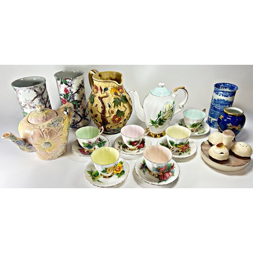 2 - An extensive collection of miscellaneous 19th century and later ceramics including Meissen Onion pat... 