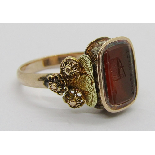 323 - 19th century yellow metal carnelian seal ring, with intaglio-cut motto 'Prenez Garde' (Take Care) ab... 