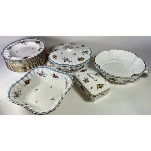 36 - A large Spode porcelain dinner service in ‘Trapnell Sprays’ pattern, to accommodate twelve place set... 