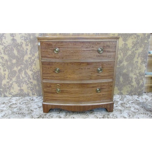 1144 - A reproduction E Gomme - Georgian style mahogany bow front bedroom chest of three long graduated dra... 