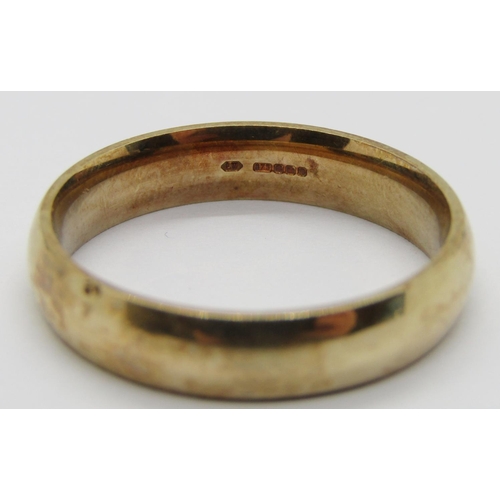 346 - Gents 9ct wedding ring, maker 'LW', Sheffield 2012, size Y, 6.4g, together with a yellow metal sapph... 