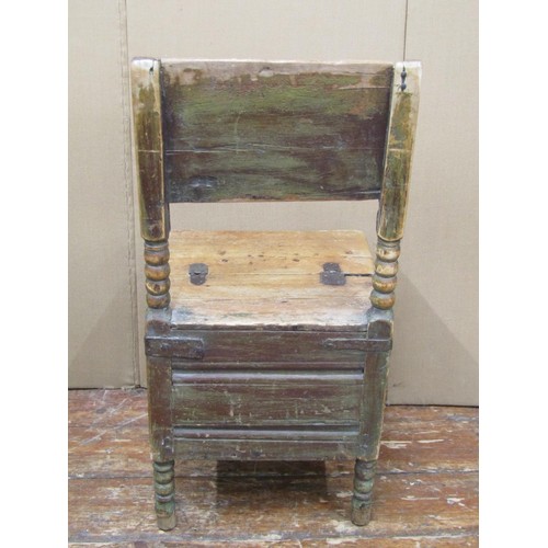 1404 - A rustic pine box chair, with bobbin supports, steel banded repairs and traces of original paint