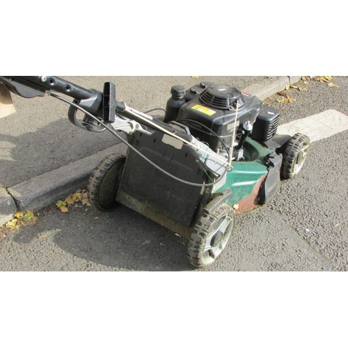 1524 - An Atco Quattro 22SH BBC Rotary mower with a Honda GXV 160 OHV engine