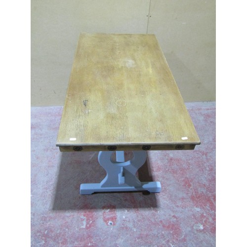 1534 - A small refectory table with oak top on a painted base, 76cm high x 120cm x 60cm