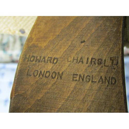 1535 - A good quality contemporary drawing room chair bearing a Howard Chairs Ltd label, (Lyme Street addre... 