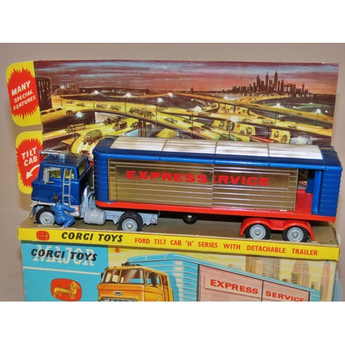 740 - Corgi Major 1137 Ford Tilt Cab H series with detachable trailer with original box and packaging