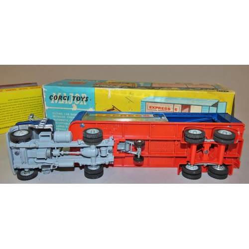 740 - Corgi Major 1137 Ford Tilt Cab H series with detachable trailer with original box and packaging