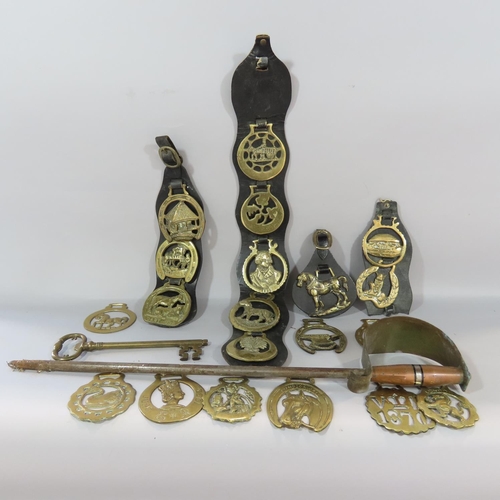 457 - Collection of domestic brassware, copper and fireside effects, including a 'Guardian' fire extinguis... 