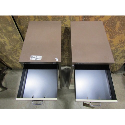 1337 - A pair of Bisley light steel floorstanding filing cabinets 94cm high x 28cm x 41cm