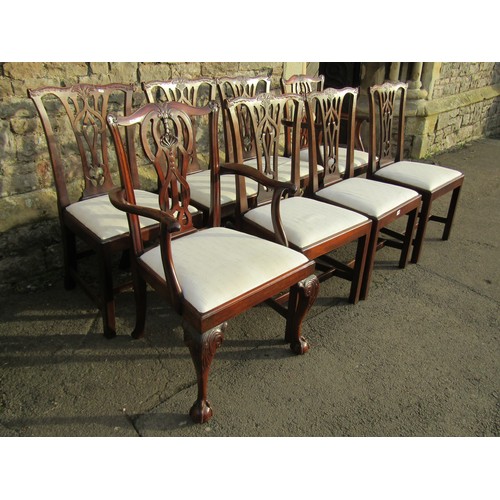 1390 - A fine quality set of six Chippendale style mahogany dining chairs with carved gothic tracery backs ... 