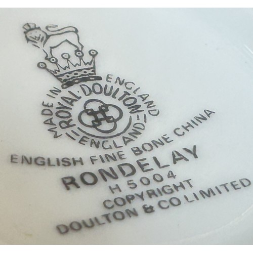 50 - An extensive collection of Royal Doulton ‘Rondelay’ pattern dinner, tea and coffee wares, dinner pla... 