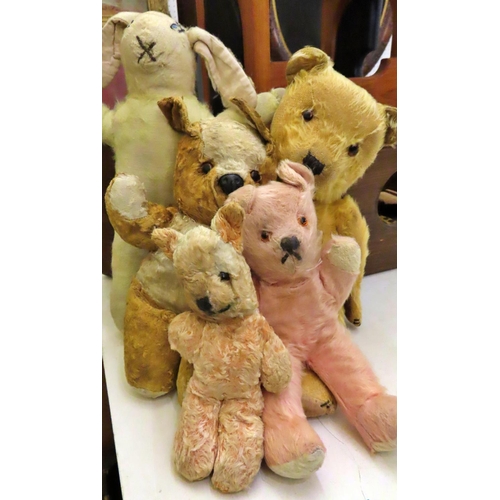 772 - Five vintage cuddly toys - four bears and a bunny