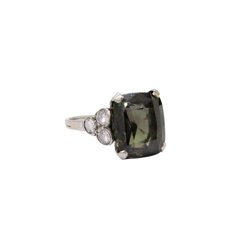 312 - An exceptional Art Deco period natural Alexandrite dress ring, with single fancy cushion cut stone, ... 