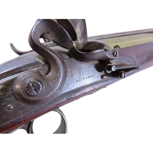 21 - An 18th century Richards flintlock blunderbuss with sprung catch-release locking bayonet, named lock... 