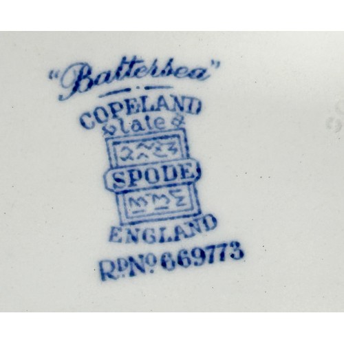 34 - A collection of Copeland Battersea pattern dinnerware comprising plates (three sizes) soup bowls, tu... 