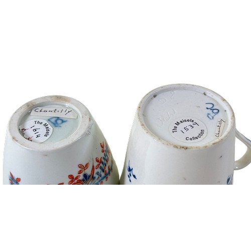 12 - A Chantilly Spray tea bowl in red and blue and a further Chantilly creamware cup with loop handle, t... 