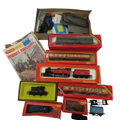 Hornby 00 gauge railway items: R157 VBR Diesel power car, R765 Lord ...
