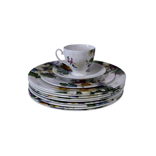 7 - A collection of Rob Turner floral pattern bone china, comprising: dinner plates, two Villeroy & Boch... 