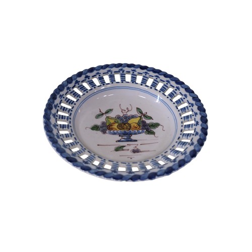 7 - A collection of Rob Turner floral pattern bone china, comprising: dinner plates, two Villeroy & Boch... 
