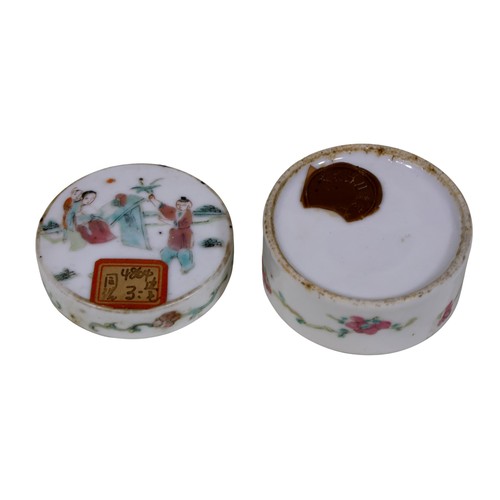 17 - A selection of mixed ceramics, including small Chinese boxes, two small blue and white platters, etc
