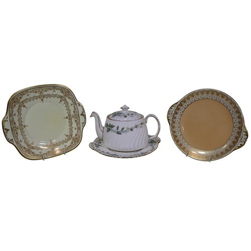 32 - Crown Staffordshire cream and gilt tea ware, further similar pieces marked Shelley, together a Minto... 