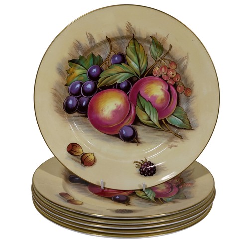 38 - A collection of Aynsley Orchard Gold tableware, comprising: six dinner plates, six side plates, six ... 